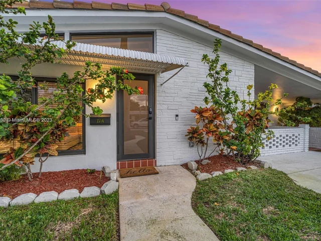 1514 Liberty St, Hollywood FL 33020