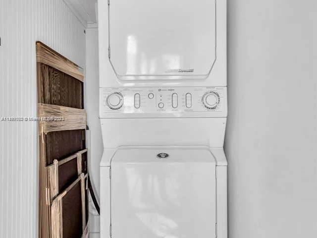 1514 Liberty St, Hollywood FL 33020