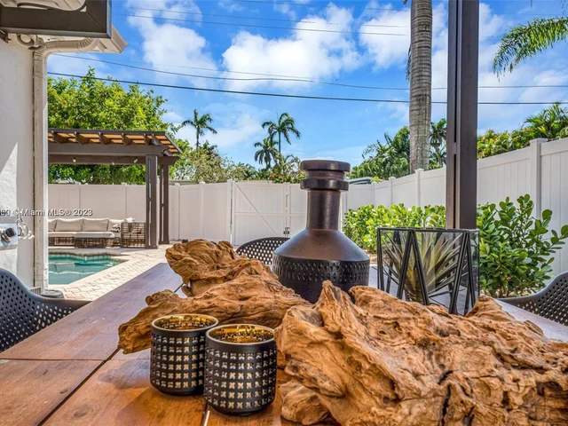 1514 Liberty St, Hollywood FL 33020