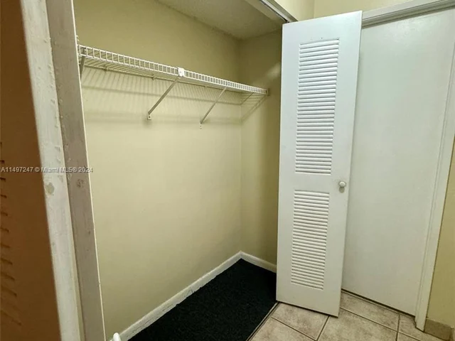 9945 Nob Hill Ct # 9945, Sunrise FL 33351