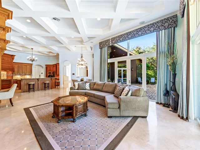 15093 SW 16th St, Davie FL 33326