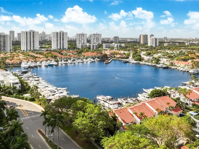 21150 NE 38th Ave # 1804, Miami FL 33180