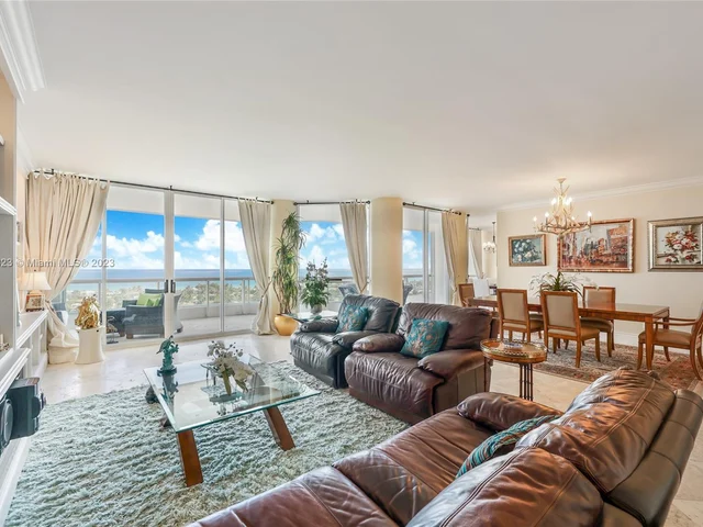 21150 NE 38th Ave # 1804, Miami FL 33180