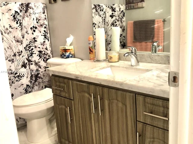 9320 Sunrise Lakes Blvd # 308, Sunrise FL 33322