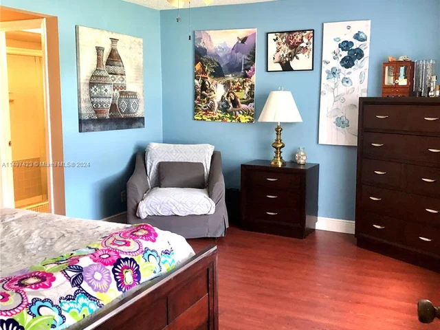 9320 Sunrise Lakes Blvd # 308, Sunrise FL 33322