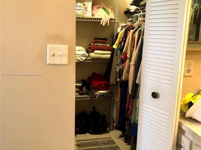 9320 Sunrise Lakes Blvd # 308, Sunrise FL 33322