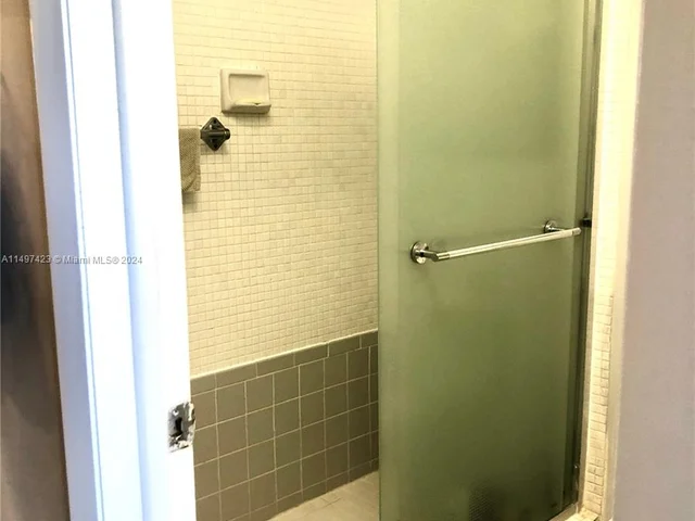 9320 Sunrise Lakes Blvd # 308, Sunrise FL 33322