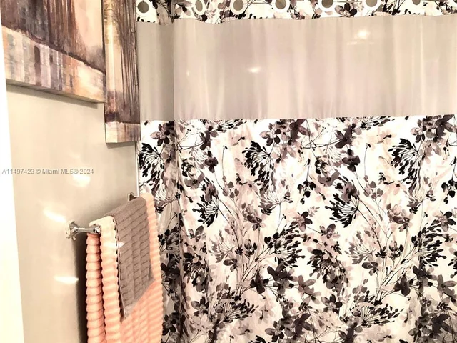 9320 Sunrise Lakes Blvd # 308, Sunrise FL 33322