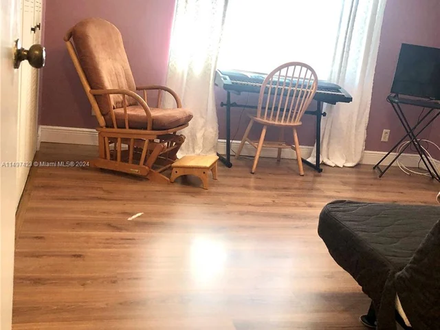 9320 Sunrise Lakes Blvd # 308, Sunrise FL 33322