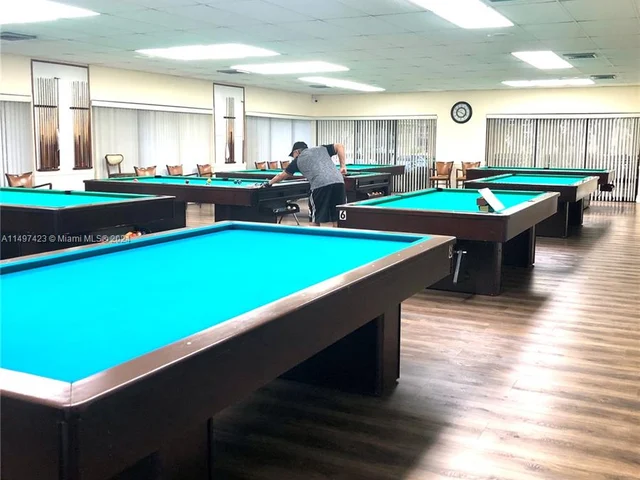 9320 Sunrise Lakes Blvd # 308, Sunrise FL 33322