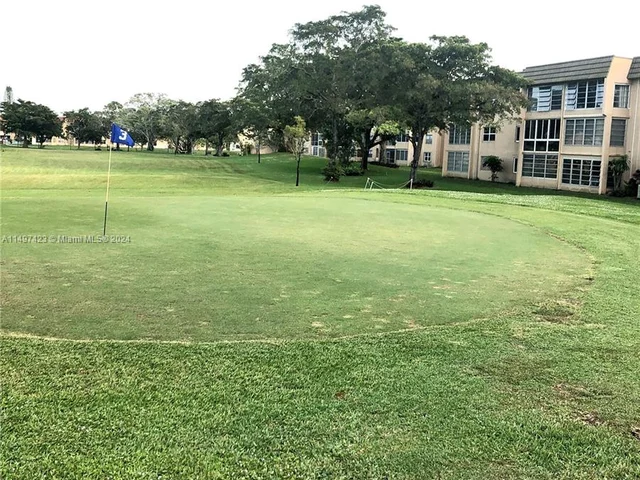 9320 Sunrise Lakes Blvd # 308, Sunrise FL 33322