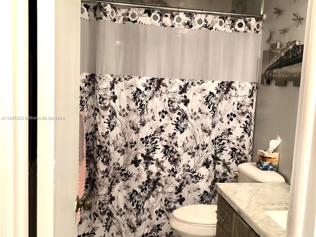 9320 Sunrise Lakes Blvd # 308, Sunrise FL 33322