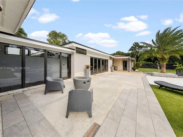 19450 SW 234th St, Homestead FL 33031