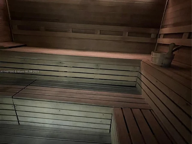 2101 S Ocean Dr # 2007, Hollywood FL 33019