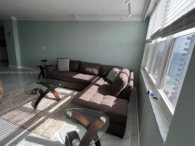 2101 S Ocean Dr # 2007, Hollywood FL 33019