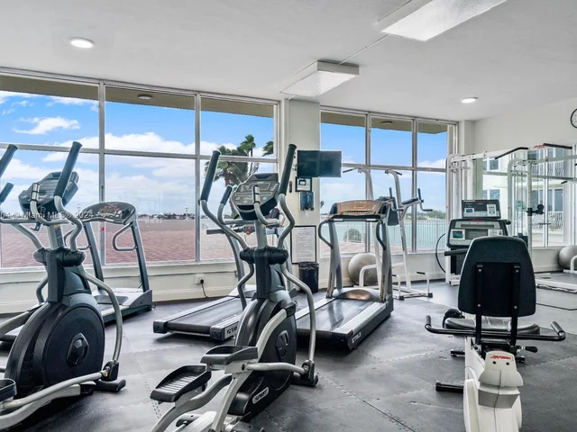 10350 W Bay Harbor Dr # 4H, Bay Harbor Islands FL 33154