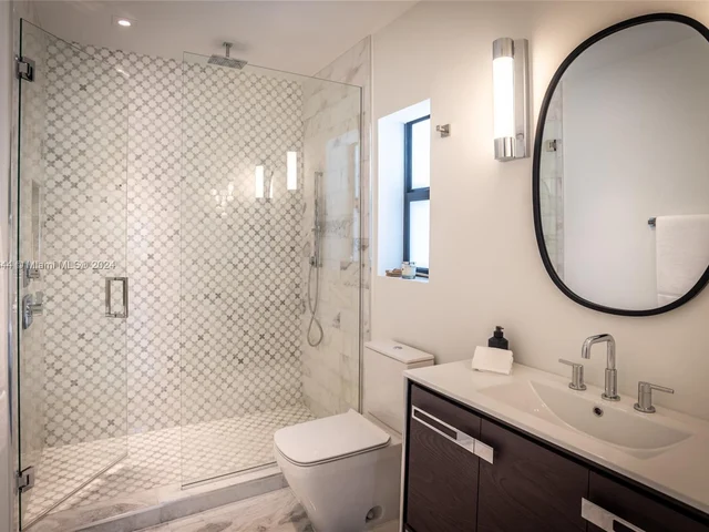 4321 Alton Rd, Miami Beach FL 33140