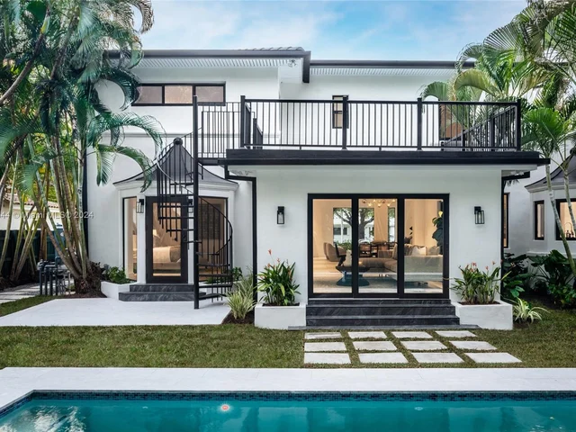 4321 Alton Rd, Miami Beach FL 33140