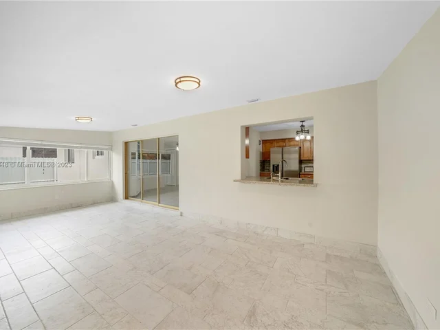 1739 W 79th St, Hialeah FL 33014