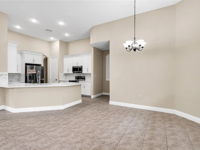 14909 SW 54th St, Miramar FL 33027