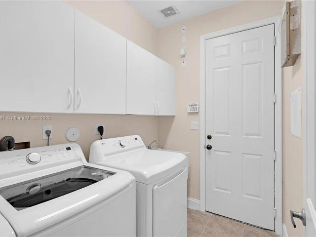 14909 SW 54th St, Miramar FL 33027