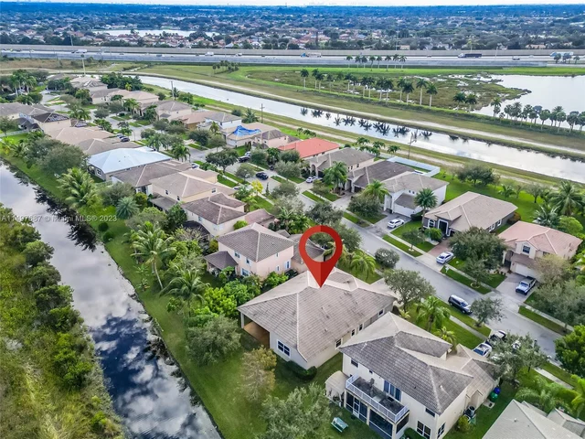 14909 SW 54th St, Miramar FL 33027