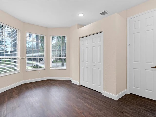 14909 SW 54th St, Miramar FL 33027