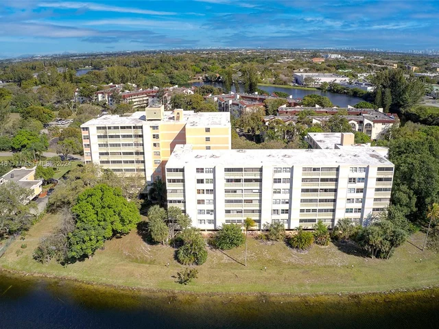 3301 Spanish Moss Ter # 503, Lauderhill FL 33319