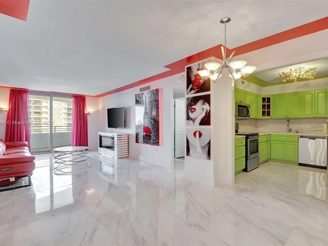 5555 Collins Ave # 11Z, Miami Beach FL 33140