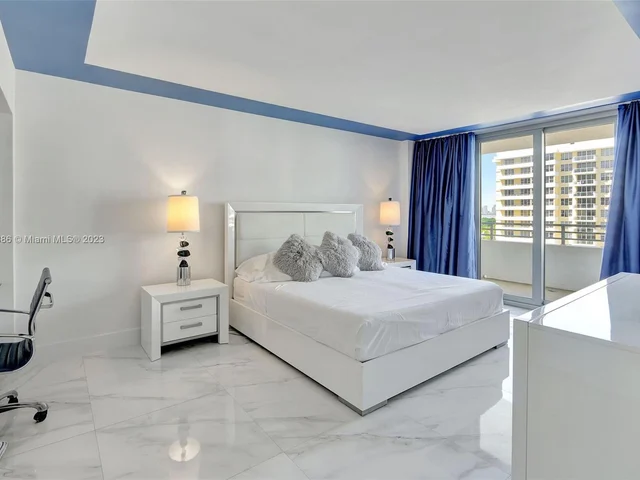 5555 Collins Ave # 11Z, Miami Beach FL 33140