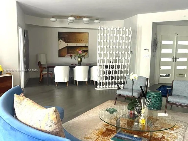 721 Crandon Blvd # 208, Key Biscayne FL 33149