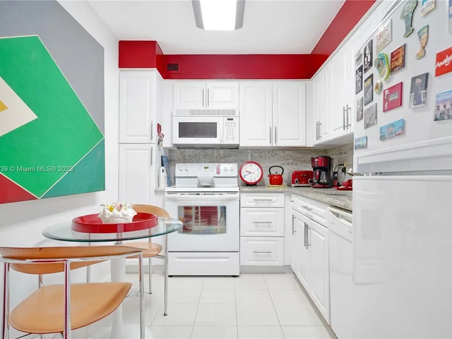 5 Island Ave # 16E, Miami Beach FL 33139