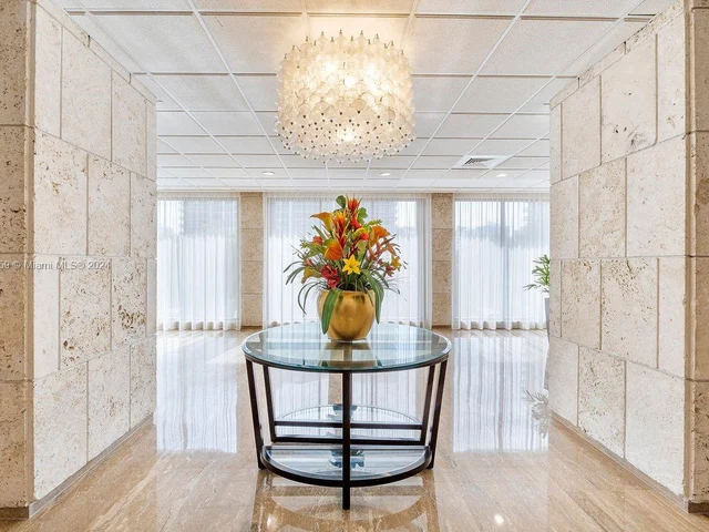 1985 S Ocean Dr # 19A, Hallandale Beach FL 33009