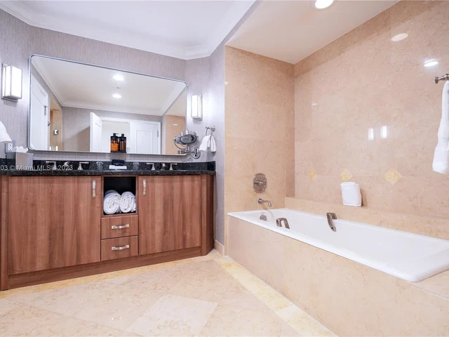 601 N Ft Lauderdale Beach Blvd # 713, Fort Lauderdale FL 33304