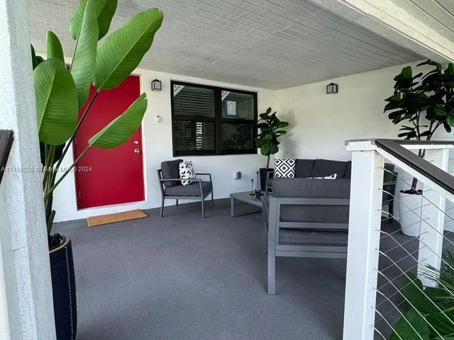 220 NW 134th ST, North Miami FL 33168