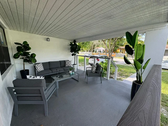 220 NW 134th ST, North Miami FL 33168