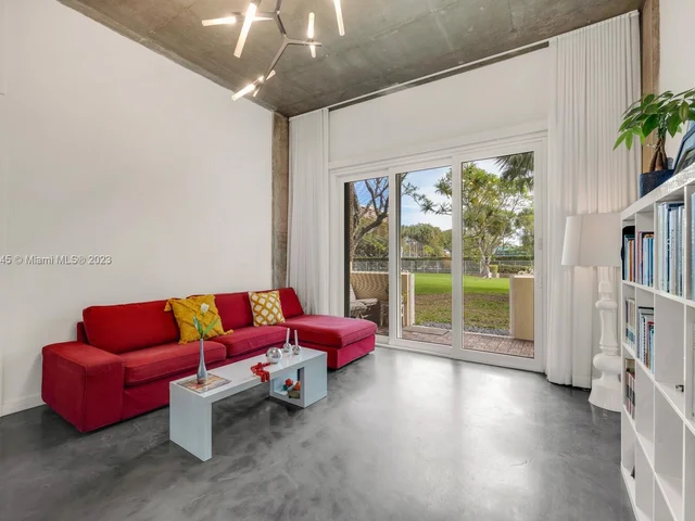 11111 Biscayne Blv # 1F, Miami FL 33181