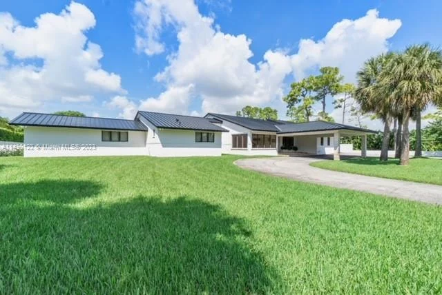 7720 SW 77th Ave, Miami FL 33143