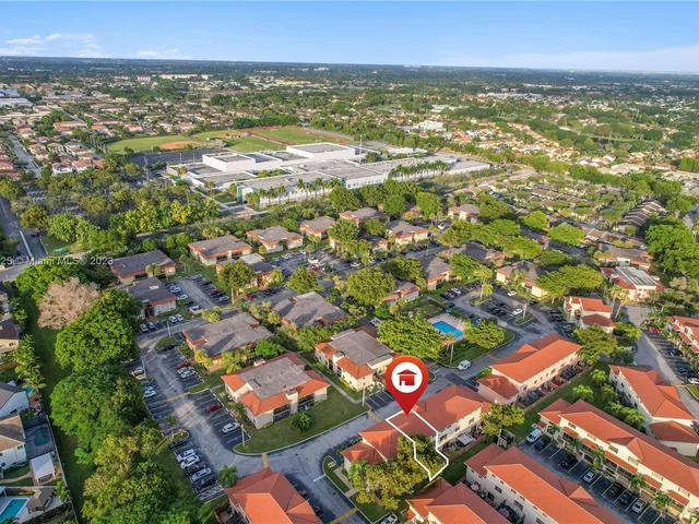 9846 Hammocks Blvd # 105, Miami FL 33196