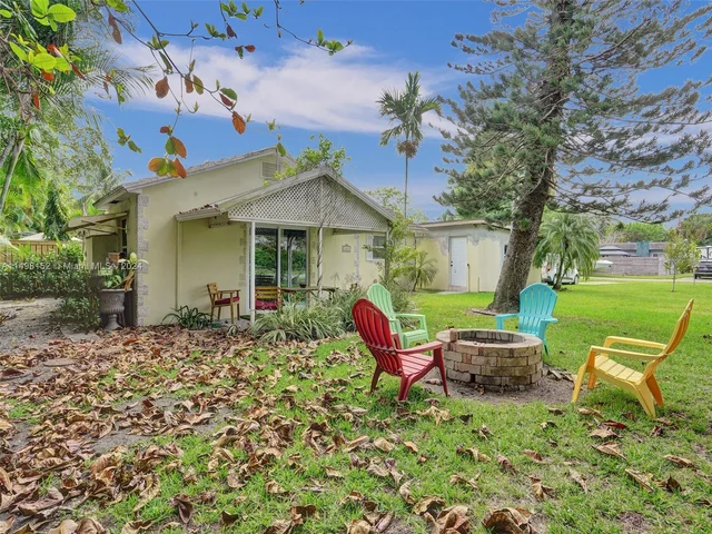 1664 SW 28th Ave, Fort Lauderdale FL 33312