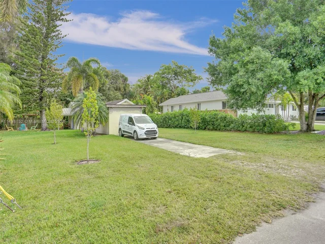 1664 SW 28th Ave, Fort Lauderdale FL 33312