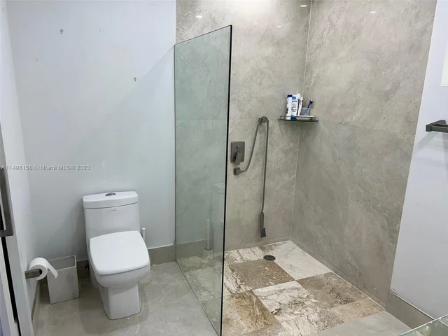 13728 SW 157th Ter, Miami FL 33177