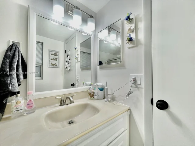 601 NW 80th Ave # 108, Margate FL 33063