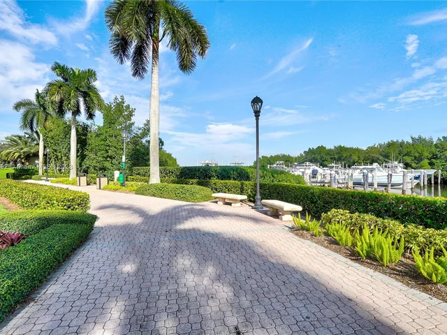 13611 Deering Bay Dr # 301, Coral Gables FL 33158