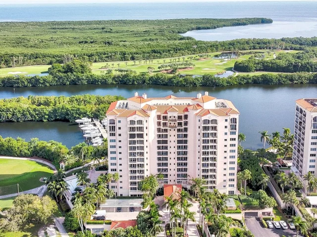 13611 Deering Bay Dr # 301, Coral Gables FL 33158