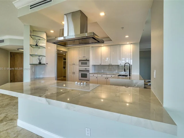 13611 Deering Bay Dr # 301, Coral Gables FL 33158