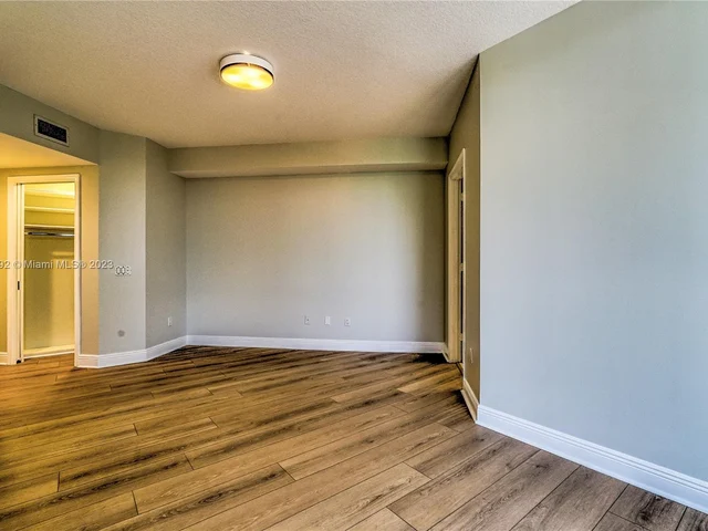 13611 Deering Bay Dr # 301, Coral Gables FL 33158