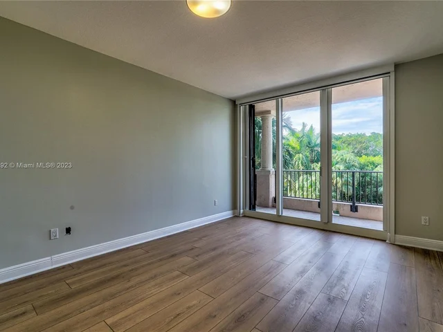 13611 Deering Bay Dr # 301, Coral Gables FL 33158