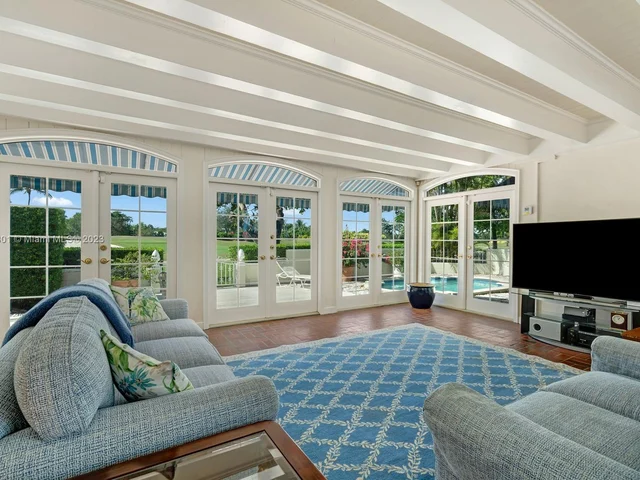 4600 Santa Maria St, Coral Gables FL 33146