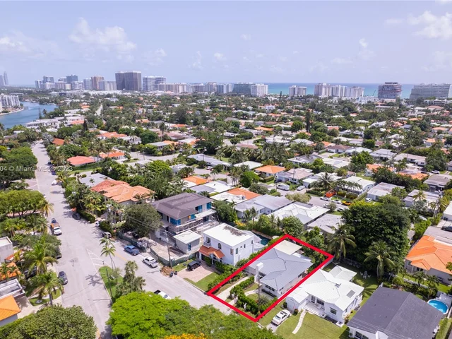 9025 Hawthorne Ave, Surfside FL 33154